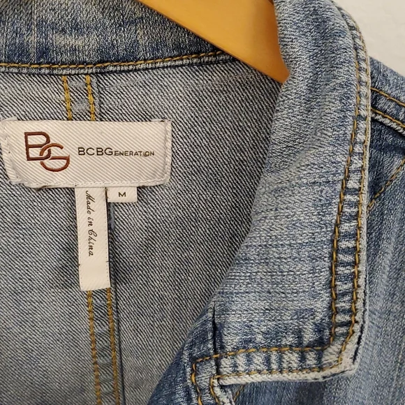 BCBG denim jacket - Medium - Picture 2 of 3